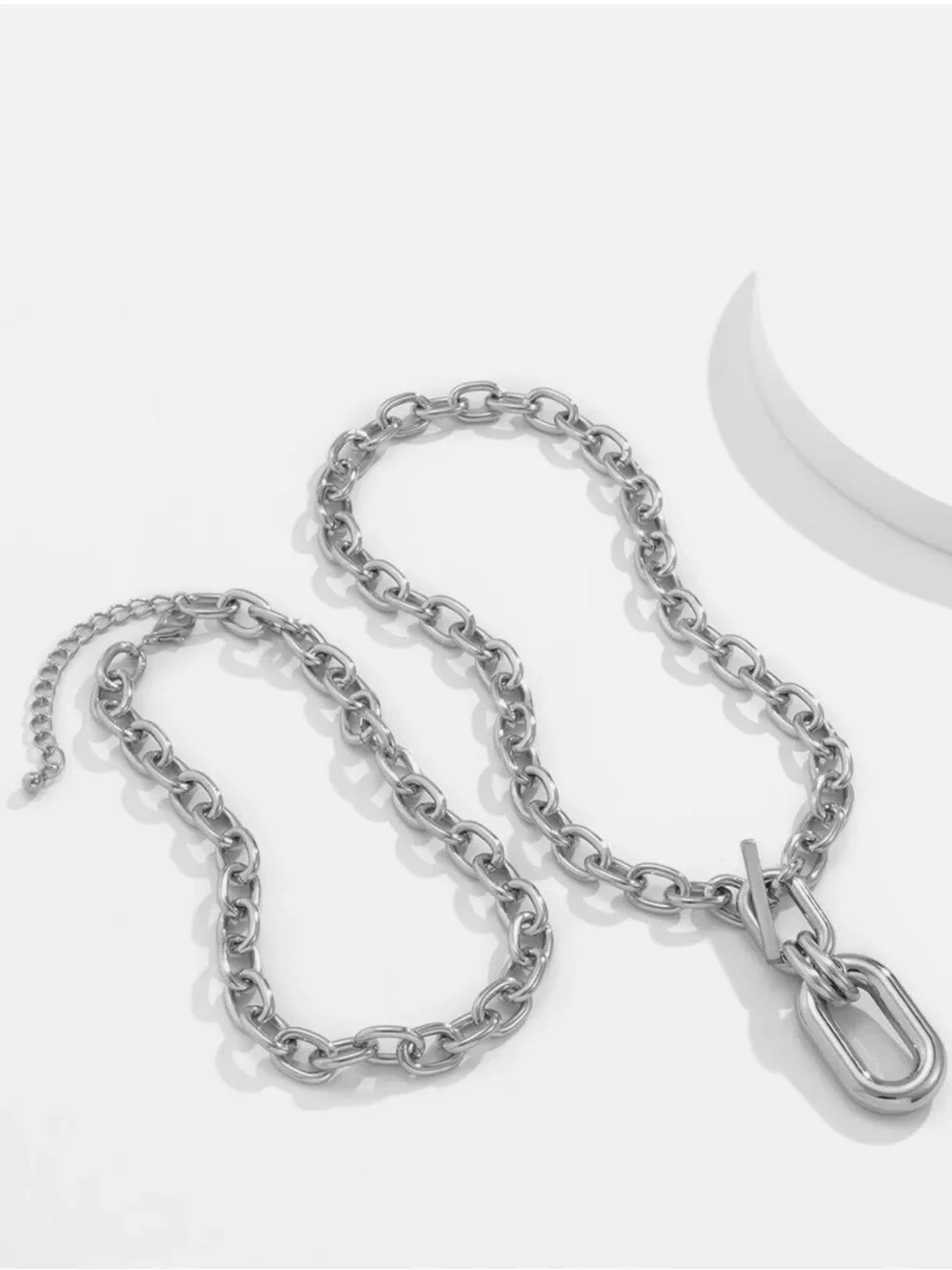 Silver Chunky Link Pendant Necklace - Women Jewelry
